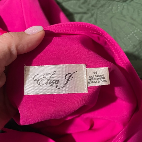 Eliza J Formal Dress - Picture 5 of 5